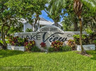 2841 N Oakland Forest Dr APT 305, Fort Lauderdale, FL 33309