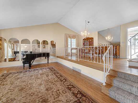 2nd image of 495 E Park Manor Ct