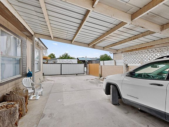 4th image of 3854 Ribera St SW