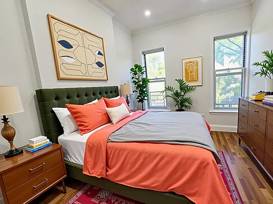 Rented by Voro Purple LLC | media 21