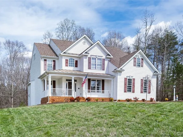 2152 Thoroughbred Pkwy, Goochland, VA 23063