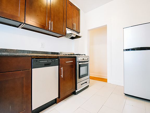 3rd image of 529 W 151st St APT 41