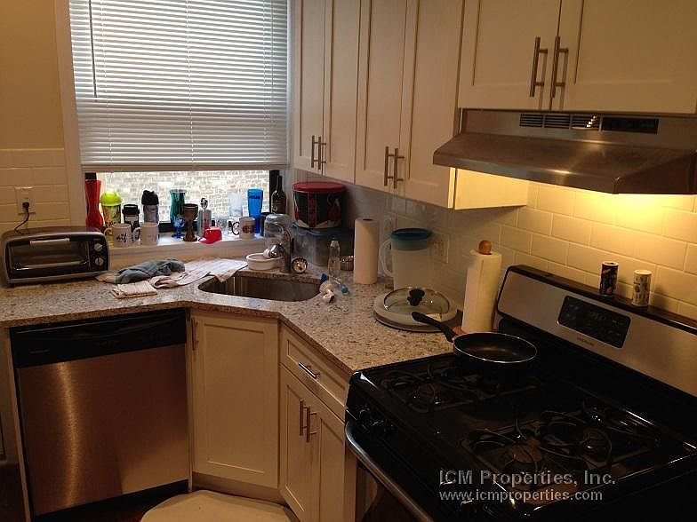 1st image of 4653 N Wolcott Ave #2P