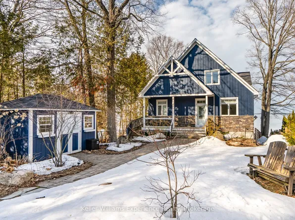 1749 Champlain Rd, Tiny, ON L9M 0C1