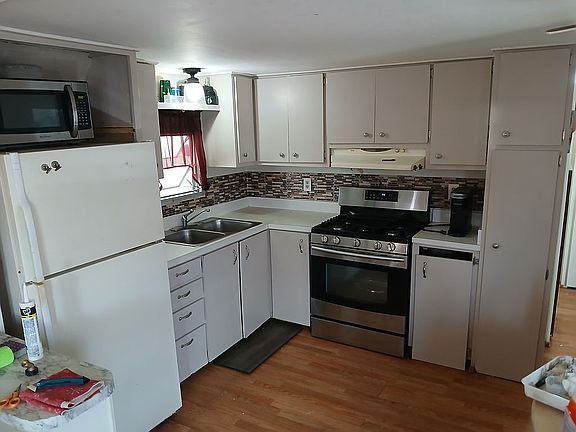 2nd image of 47 Bern Dr