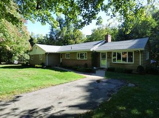 84 James St, Ludlow, MA 01056