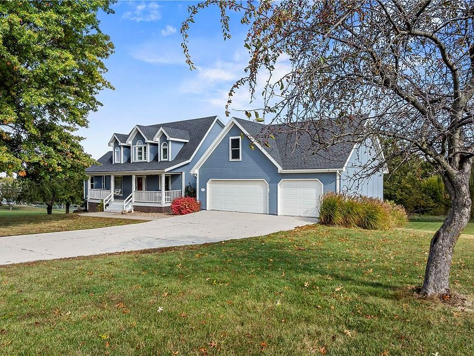 1st image of 15145 Lakeport Ln