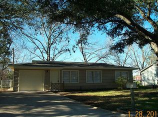 204 W Wilkins St, League City, TX 77573
