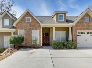 3931 River Pointe Ln, Vestavia Hills, AL 35216