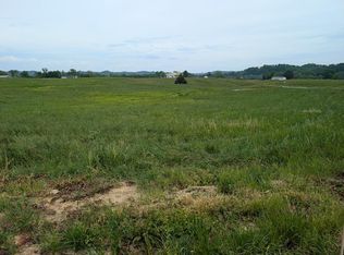 16 Rivertown Rd, Burkesville, KY 42717
