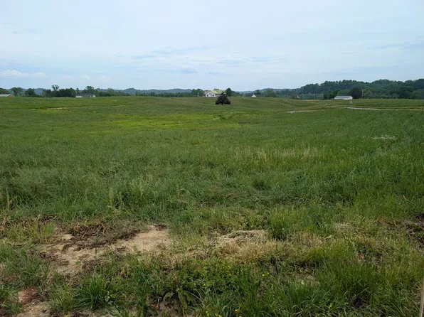 16 Rivertown Rd, Burkesville, KY 42717