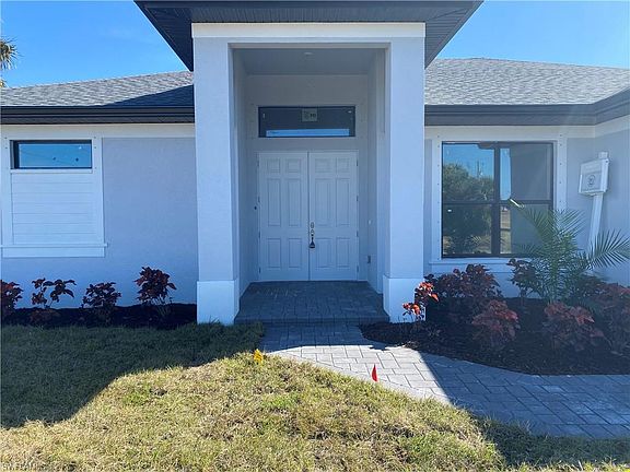 3rd image of 727 NW 19th Ave