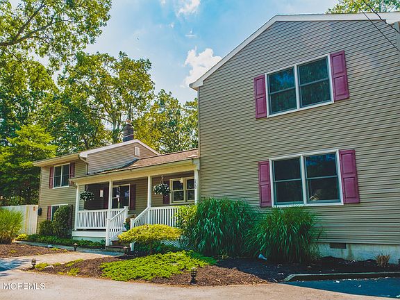 2nd image of 220 Folsom Drive