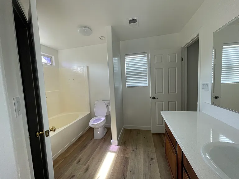 6001 Potenza Ln — Photo 7