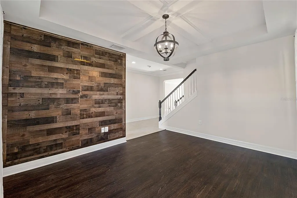 4 bed, 3.0 bath, 2933 sqft, $3,800 — Photo 4