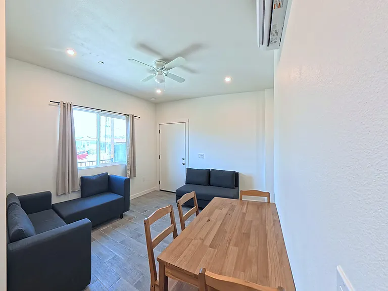 853 Winston Dr — Photo 6