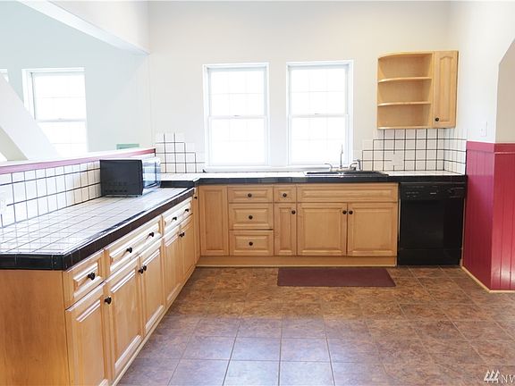 3rd image of 1407 B St