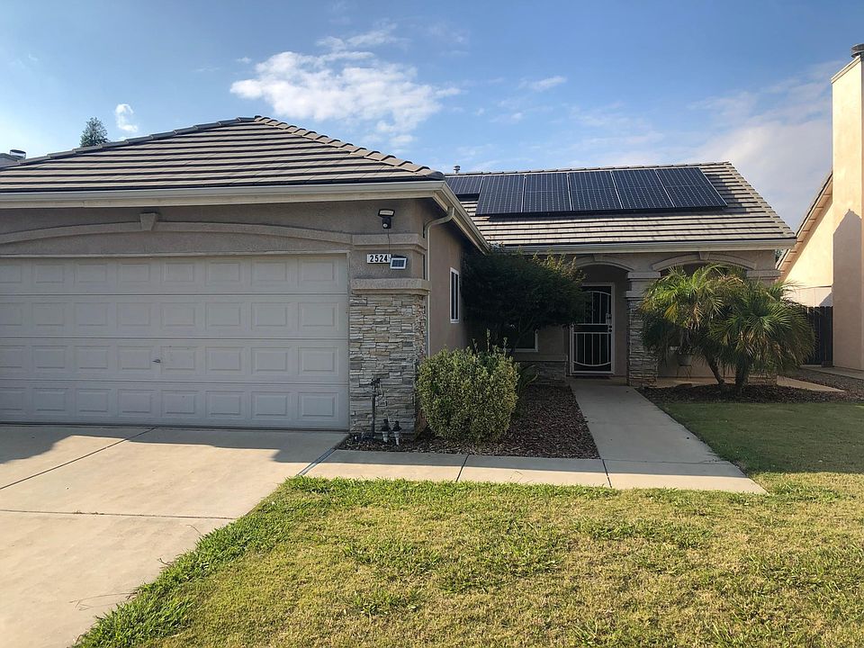 2nd image of 2524 E Plymouth Way