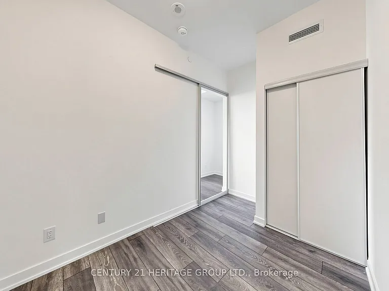 8888 Yonge St #622 — Photo 19