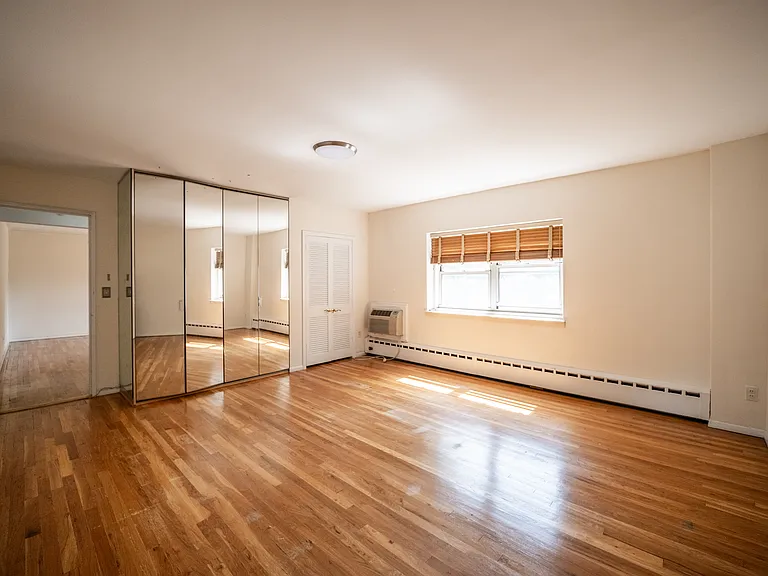 1575 Center Ave #2C — Photo 8