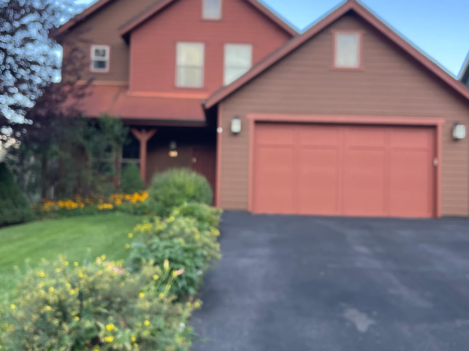 4 bed, 2234 sqft, $7,500 — Photo 1