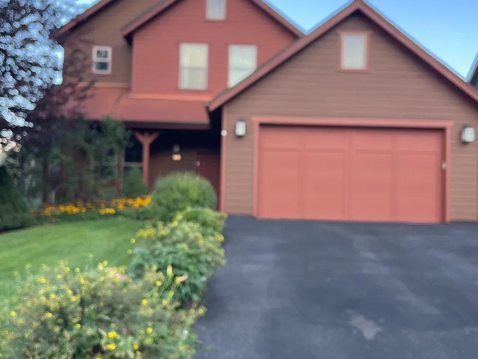 165 Bentgrass Dr