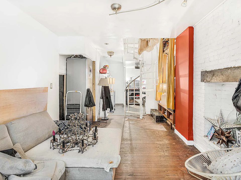 1st image of 118 Suffolk St APT 2C