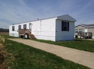 1211 Golden Vicary Dr, Warrenton, MO 63383