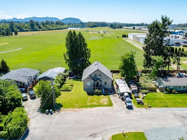 810 Cul De Sac Avenue, Burlington, WA 98233