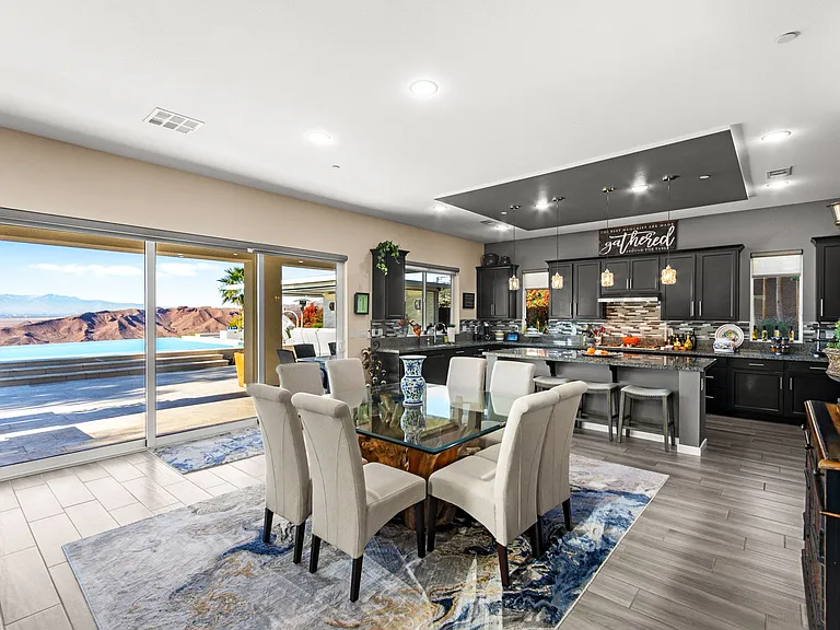 55 Vista Outlook St — Photo 16