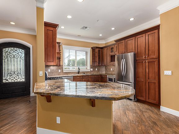 3rd image of 2608 E Turney Ave Unit 1