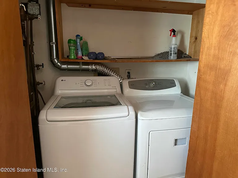 298 Pacific Ave — Photo 9
