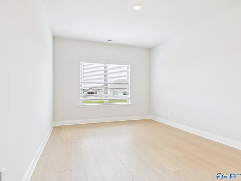 22567 Donahue Rd — Photo 40