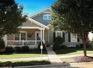 215 Hawksbury Pl, O'Fallon, MO 63368
