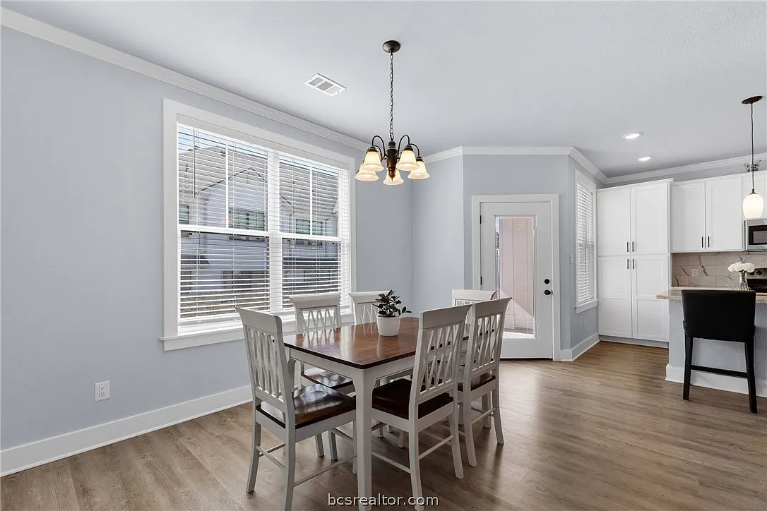 4 bed, 4.5 bath, 1857 sqft, $2,900 — Photo 4