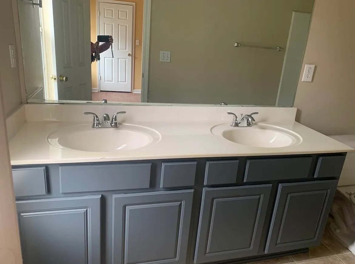 3 bed, 2.5 bath, 1450 sqft, $2,100 — Photo 4