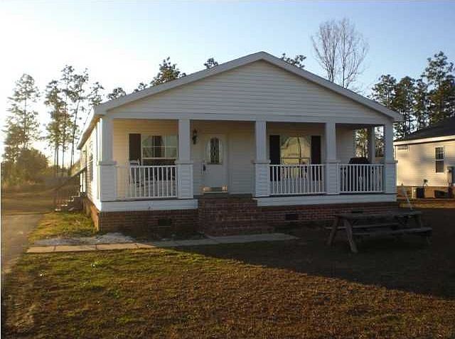Like New Home in Theodore Irvington Grand Bay Area! Built in 2005! 
