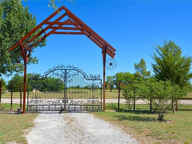 1st image of 3461 County Road 2618