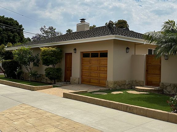2nd image of 902 W Pedregosa St