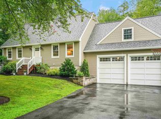 4 Dean Dr, Dover, NH 03820