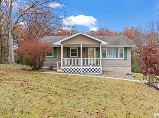 822 N Oaklane Rd, Springfield, IL 62707