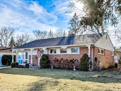 1016 Midway Rd, Northbrook, IL, 60062