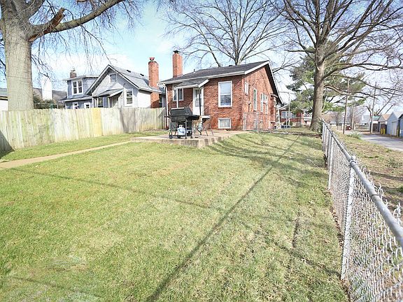 3rd image of 6477 Wanda Ave