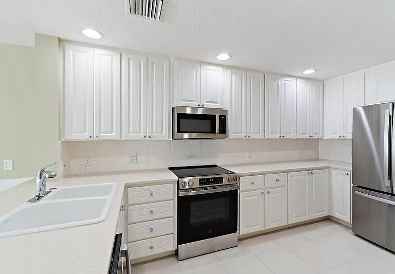 4526 Illicium Dr — Photo 11