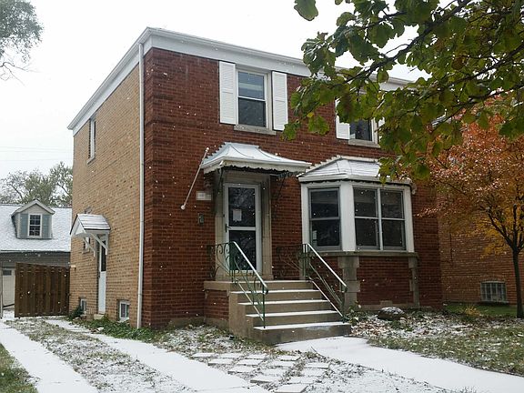 2nd image of 9914 S Artesian Ave