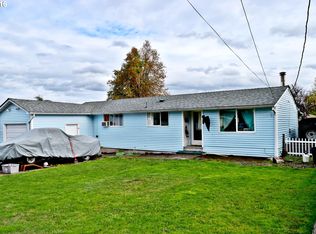 809 3rd Ave, Sweet Home, OR 97386