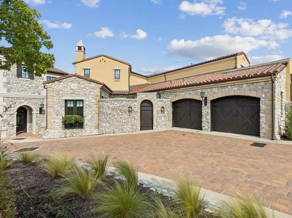 10 Comillas Dr, Roanoke, TX 76262