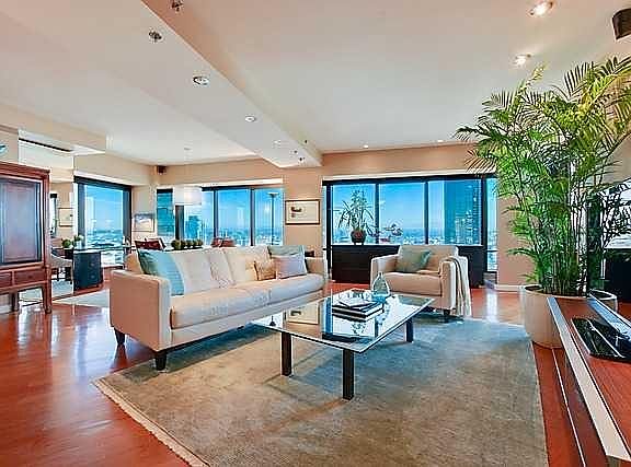 5th image of 100 W Harbor Dr #2906