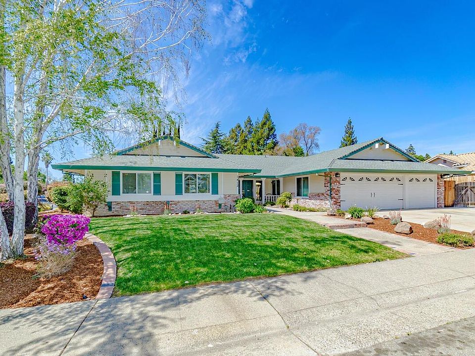 1st image of 1412 Champion Oaks Dr