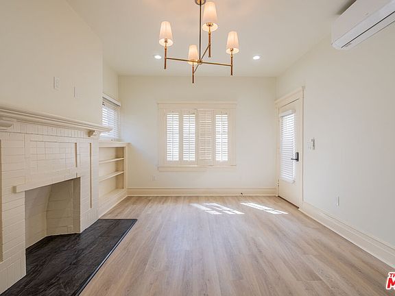 4th image of 216 N Catalina Ave #A